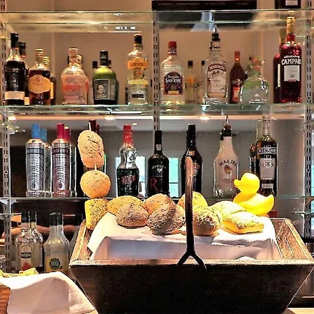 Hotel Western Le Canard Sur Le Toit