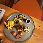 Western Le Canard Sur Le Toit Hotel