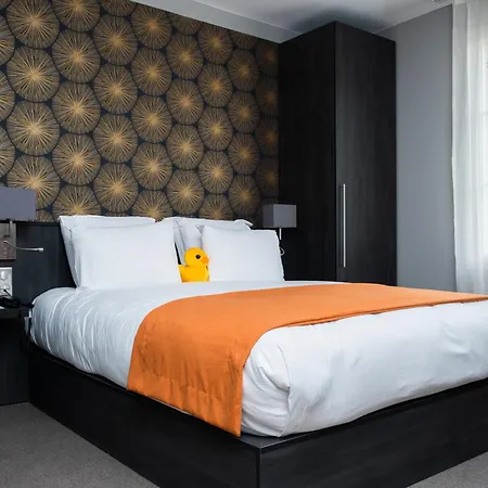 Western Le Canard Sur Le Toit מלון קולומייר