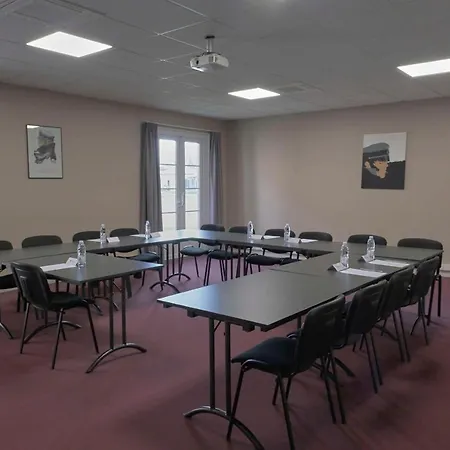 Western Le Canard Sur Le Toit 4* Colomiers