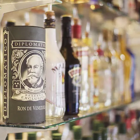 מלון Western Le Canard Sur Le Toit