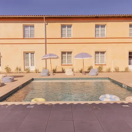 Western Le Canard Sur Le Toit Hotel